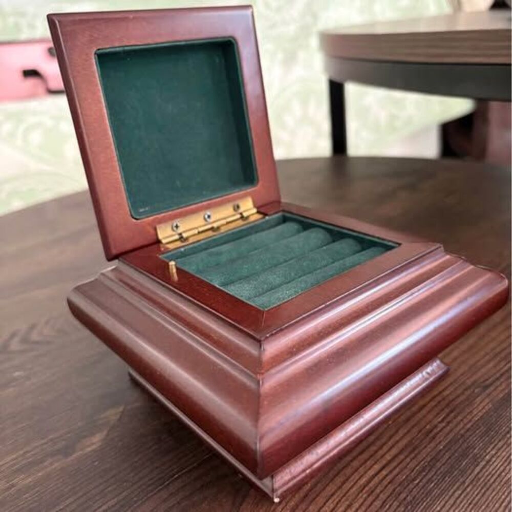 Vintage Bombay Musical Jewelry Box | Cherry Wood | Velvet Lined
